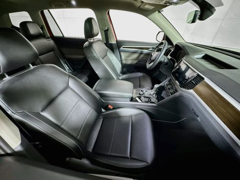 Used 2023 Volkswagen Atlas SE w/ Panoramic Sunroof Package AWD/4WD image 28