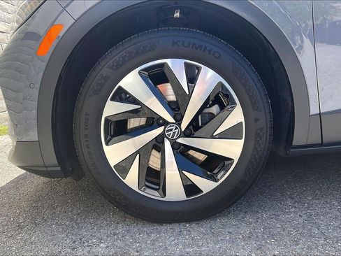 Used 2023 Volkswagen ID.4 Pro RWD image 7