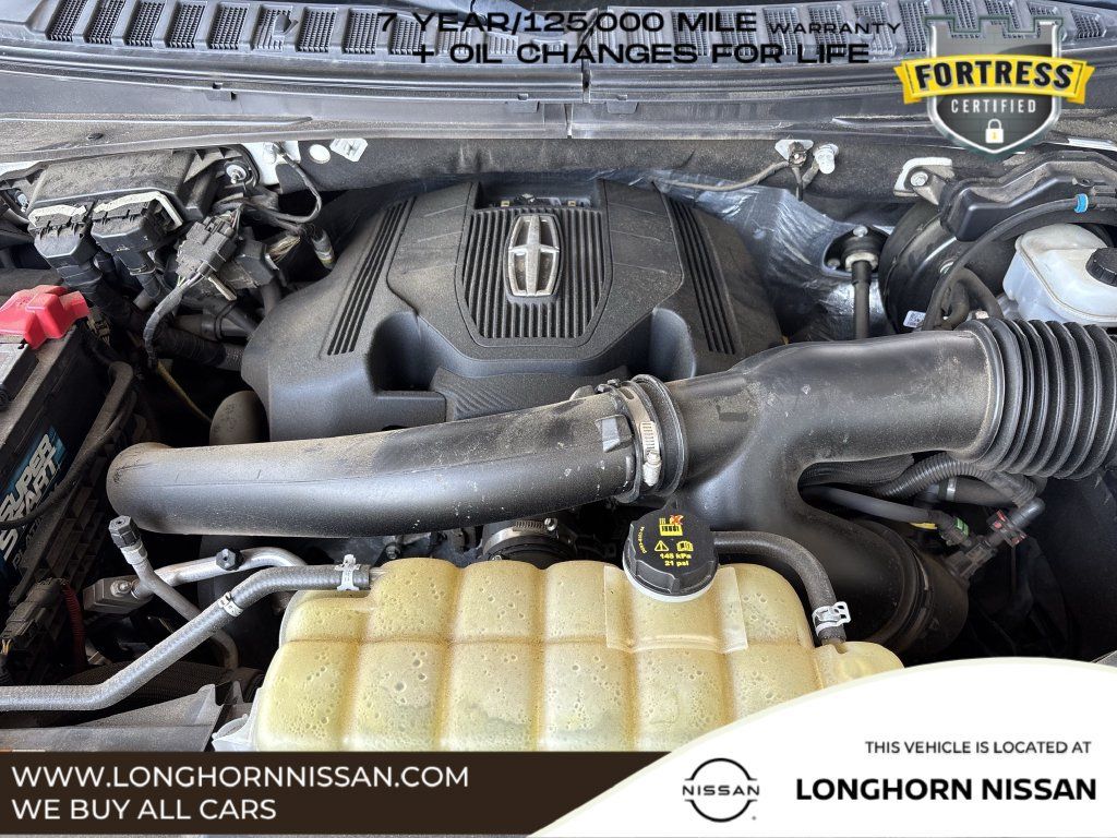 Used 2020 Lincoln Navigator 4WD image 30