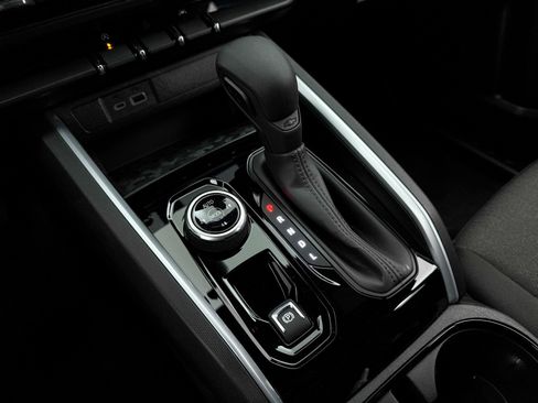 Used 2023 Chevrolet Colorado Trail Boss w/ Advanced Trailering Package image 30