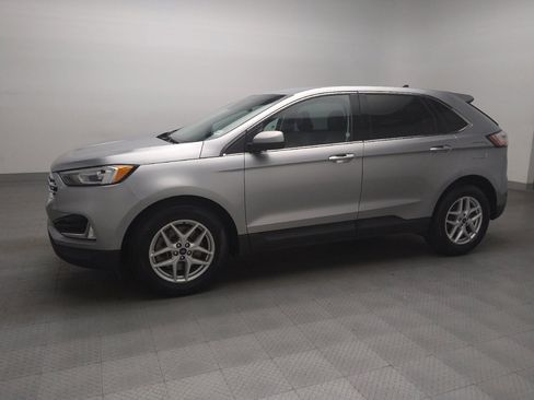 Used 2021 Ford Edge SEL image 2