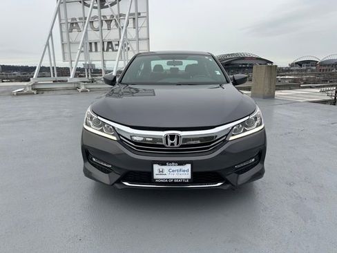 Certified 2017 Honda Accord Sport Special Edition image 11