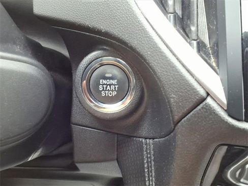 Used 2019 Subaru Forester Premium image 13