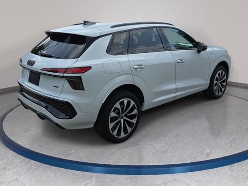 New 2026 Audi Q3 quattro 2.0T AWD/4WD image 6