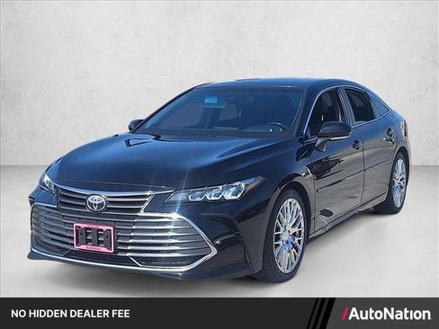 Used 2019 Toyota Avalon XLE w/ Carpet Mat Package FWD image 1