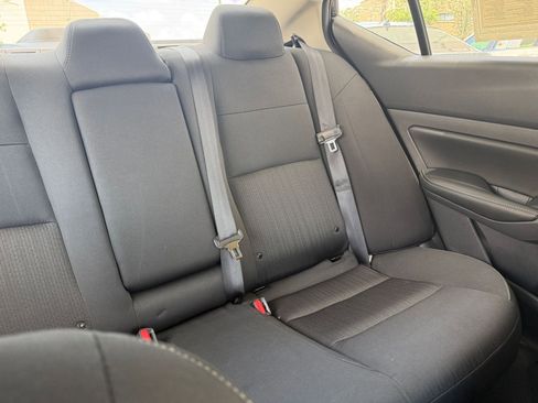Used 2025 Nissan Altima 2.5 SV FWD image 37