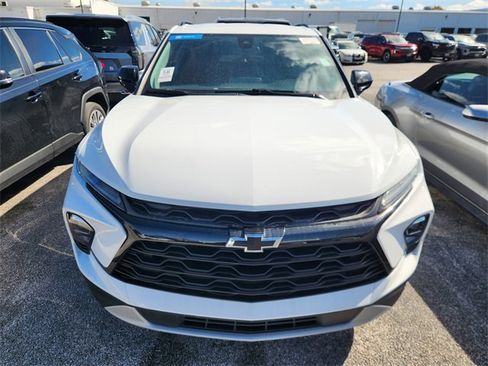Used 2023 Chevrolet Blazer LT w/ Convenience Package image 2