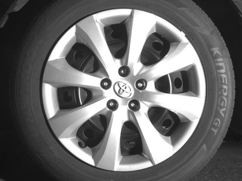 Used 2025 Toyota Corolla LE FWD image 12