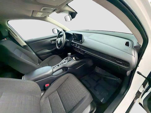 Used 2023 Honda HR-V LX image 31