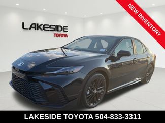 Used 2025 Toyota Camry SE video 1