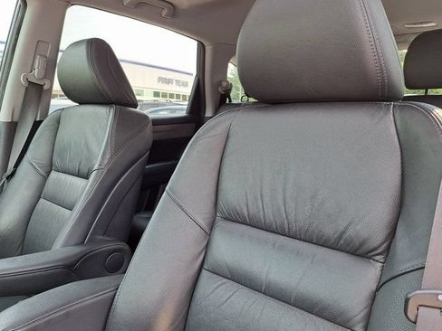 Used 2010 Honda CR-V EX-L image 22