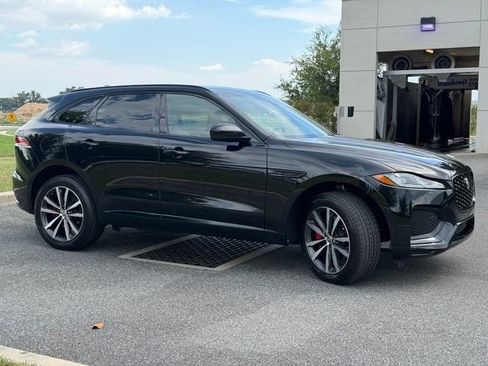Used 2024 Jaguar F-PACE R-Dynamic S AWD/4WD image 13