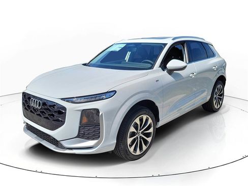 New 2026 Audi Q3 quattro 2.0T image 2