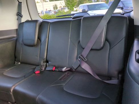 Used 2022 Nissan Armada SL w/ Captain's Chairs Package image 13