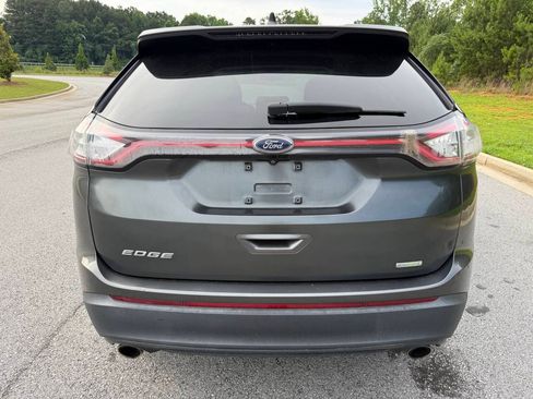 Used 2016 Ford Edge SE FWD image 5