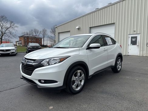 Used 2016 Honda HR-V EX-L image 3