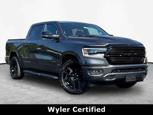 Used 2023 RAM 1500 Laramie AWD/4WD image 3