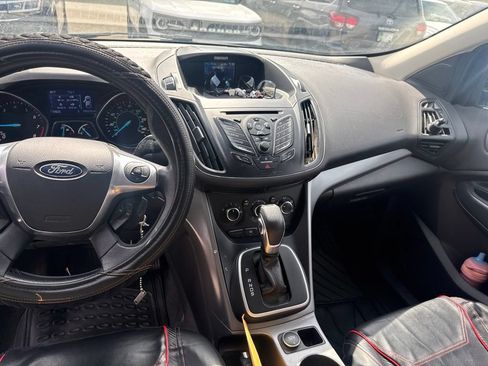Used 2013 Ford Escape SE AWD/4WD image 13