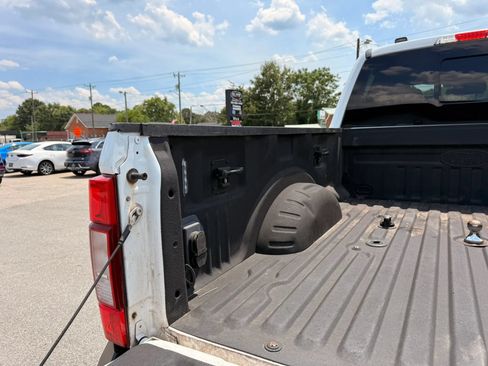 Used 2022 Ford F250 Lariat AWD/4WD image 12
