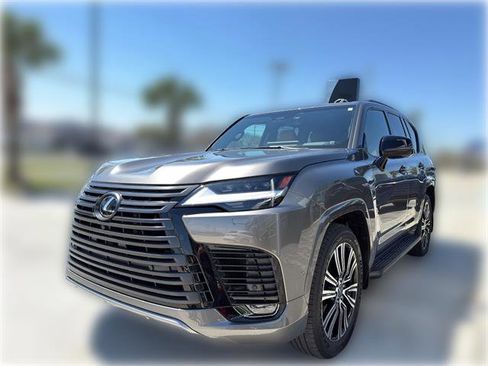 New 2026 Lexus LX 700h Luxury image 3