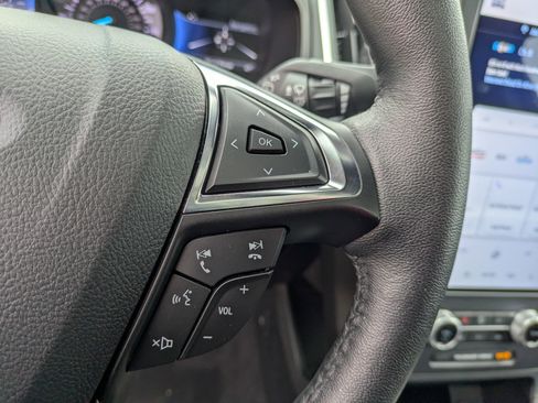 Certified 2022 Ford Edge Titanium w/ Equipment Group 301A image 19