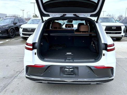 New 2026 Genesis GV70 2.5T Advanced AWD/4WD image 21