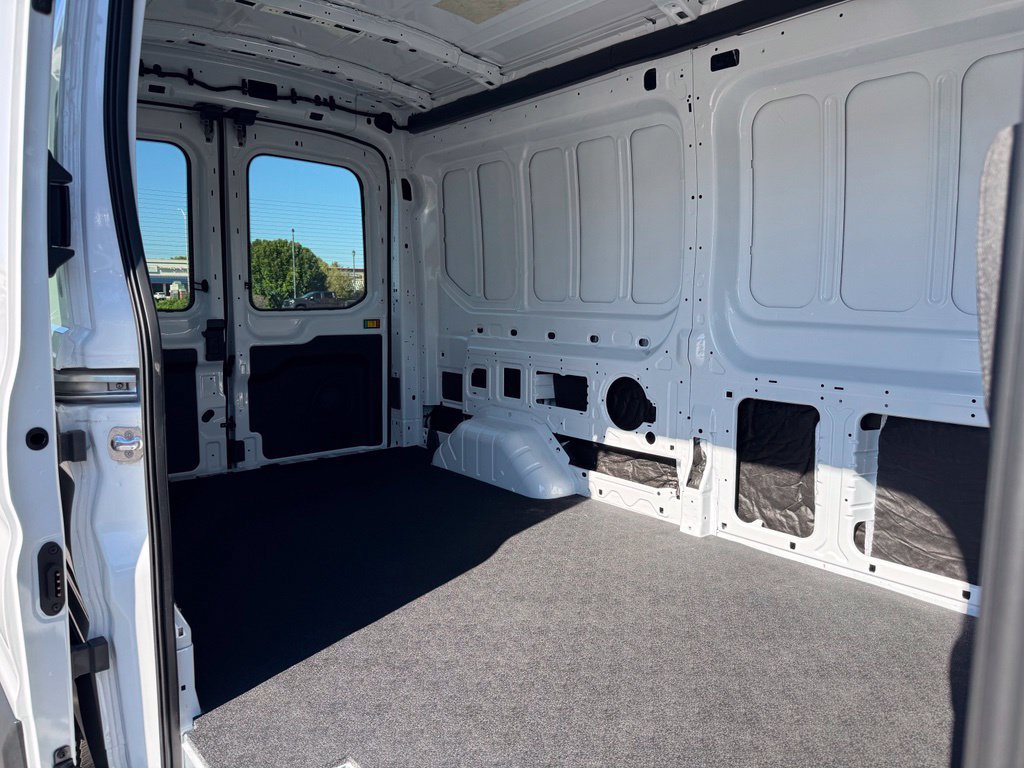 Used 2025 Ford Transit 350 148 Medium Roof AWD image 16