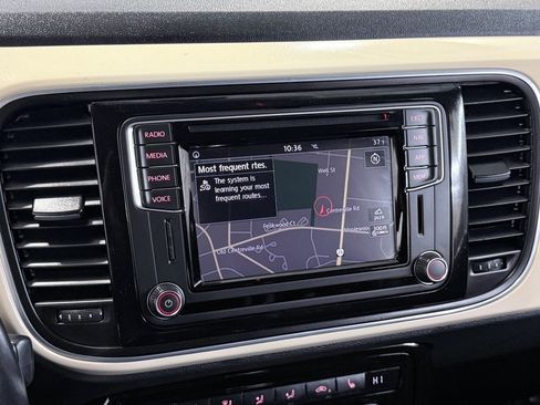 Used 2019 Volkswagen Beetle 2.0T Final Edition SEL image 29