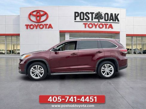 Used 2016 Toyota Highlander Limited Platinum AWD/4WD image 3