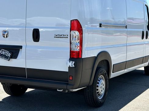 Used 2025 RAM ProMaster 3500 w/ Convenience Group FWD image 8