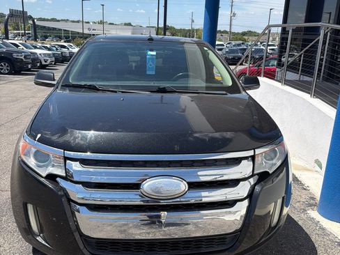 Used 2013 Ford Edge SEL FWD image 2