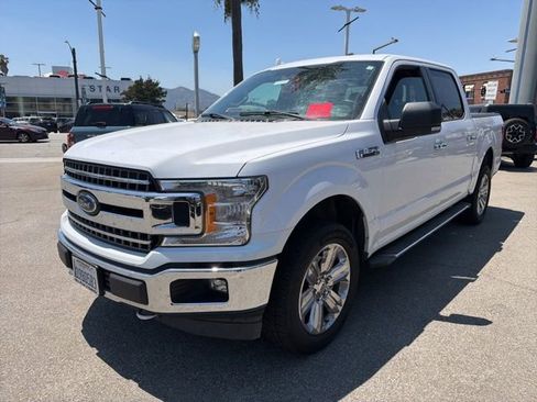 Used 2018 Ford F150 XLT w/ Equipment Group 302A Luxury AWD/4WD image 3