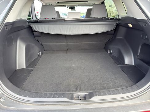 Certified 2022 Toyota RAV4 XLE w/ Convenience Package FWD image 12