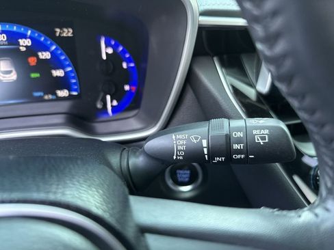 Used 2020 Toyota Corolla XSE FWD image 19