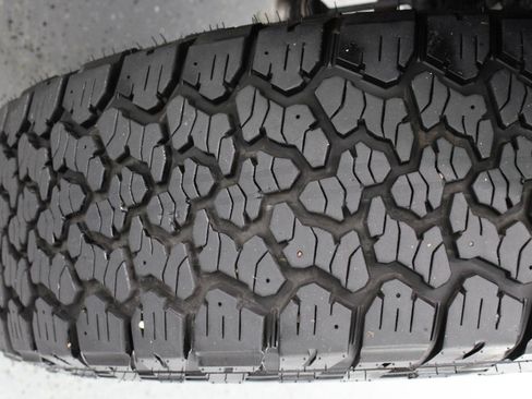 Used 2024 Ford Bronco Black Diamond AWD/4WD image 87