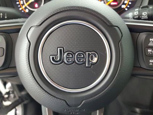 Used 2026 Jeep Wrangler Unlimited Sport AWD/4WD image 21