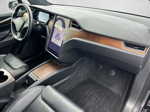 Used 2020 Tesla Model X Long Range image 20