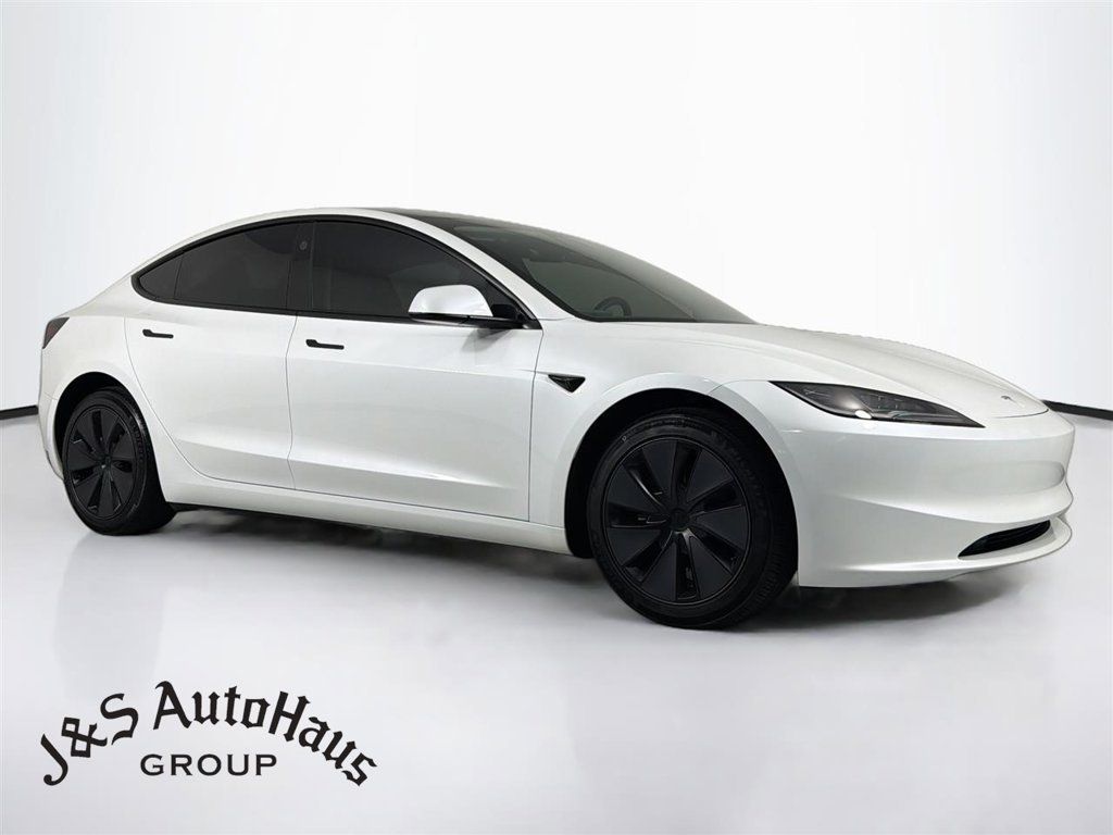 Used 2024 Tesla Model 3 Long Range RWD image 1