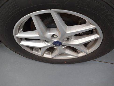 Used 2022 Ford Edge SEL w/ Convenience Package AWD/4WD image 9