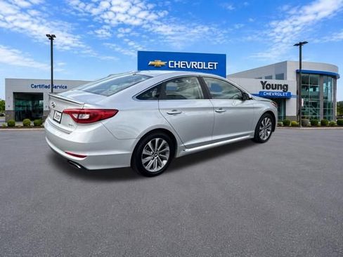 Used 2017 Hyundai Sonata Sport w/ Cargo Package FWD image 8