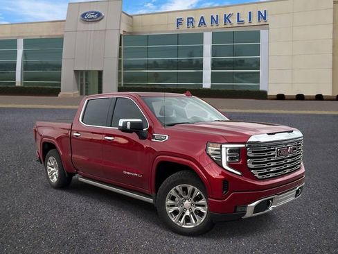 Used 2023 GMC Sierra 1500 Denali w/ Technology Package AWD/4WD image 1