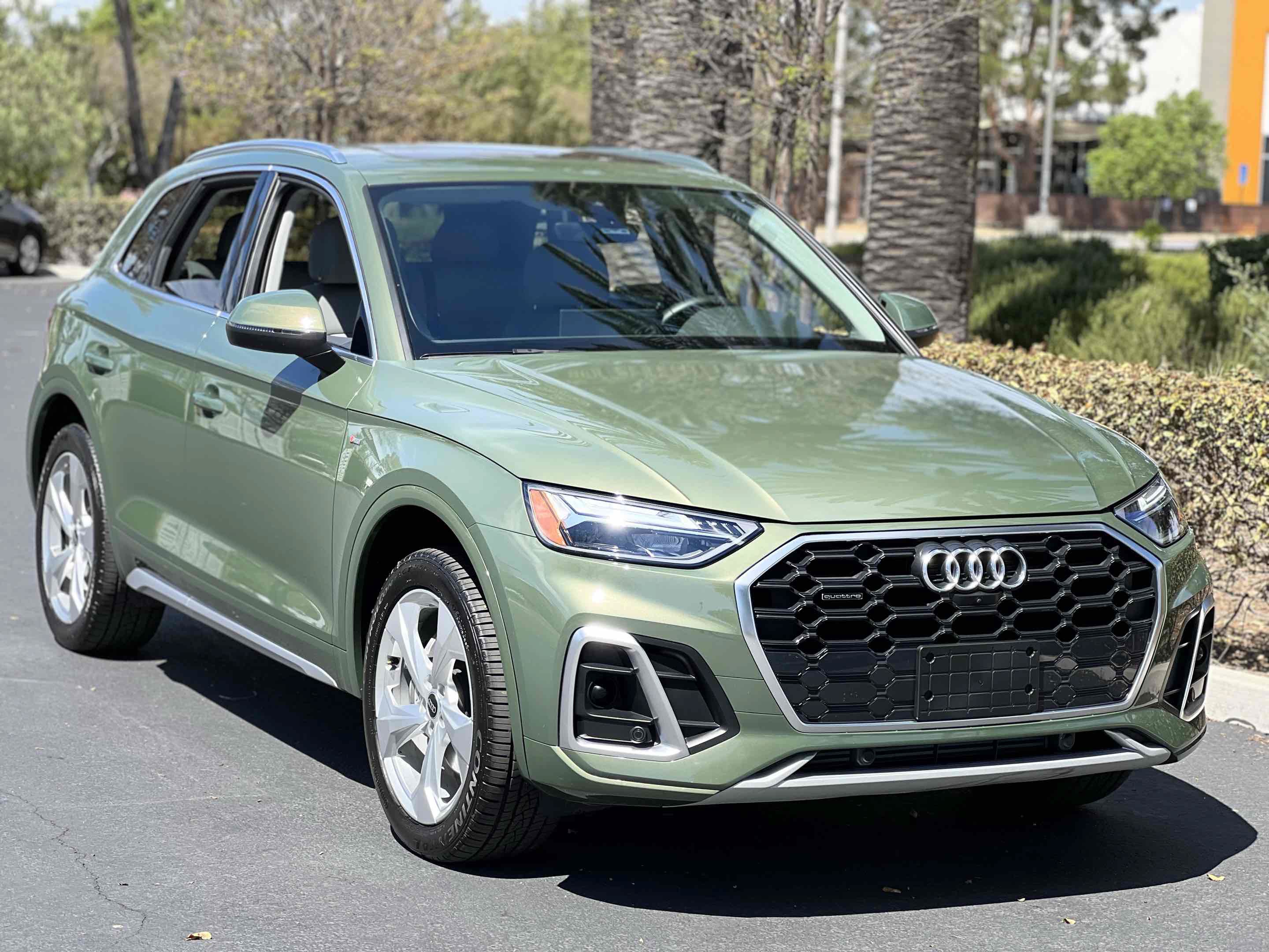 Used 2023 Audi Q5 2.0T Premium Plus w/ Premium Plus Package AWD/4WD image 21