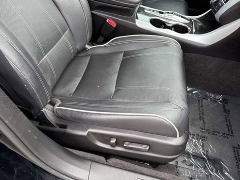 Used 2018 Acura TLX V6 w/ Technology Package FWD image 10