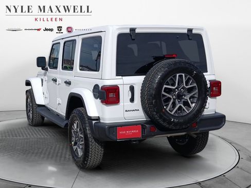 New 2026 Jeep Wrangler Unlimited Sahara AWD/4WD image 14