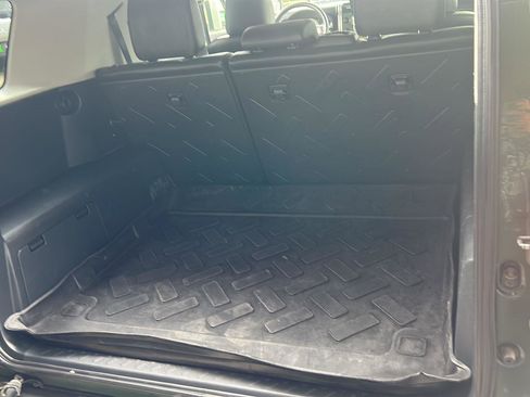 Used 2014 Toyota FJ Cruiser 4WD w/ Convenience Package image 26