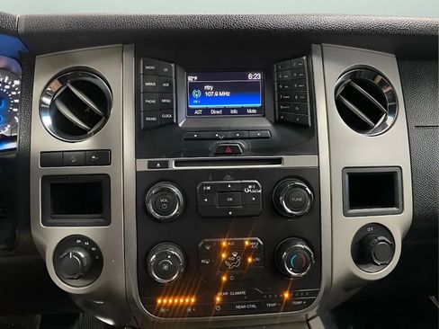 Used 2017 Ford Expedition XLT AWD/4WD image 15