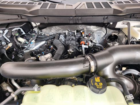 New 2025 Ford F150 Lariat w/ Equipment Group 501A Mid image 22