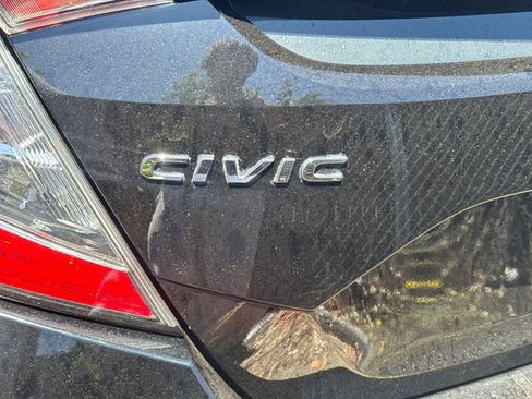 Used 2021 Honda Civic Sport image 15