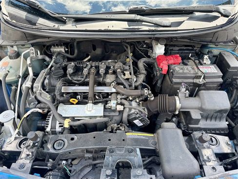 Used 2022 Nissan Versa S image 25