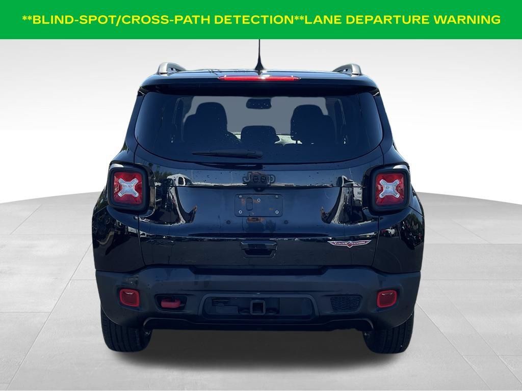 Used 2023 Jeep Renegade Trailhawk w/ Trailer Tow Group AWD/4WD image 8